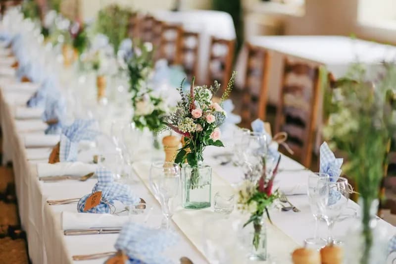 Checklist Hoàn Hảo Cho Tiệc Cưới: Đừng Quên Catering!